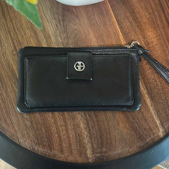 Giani Bernini Handbags - 4/$16 Giani Bernini Black Leather Wristlet with Logo
